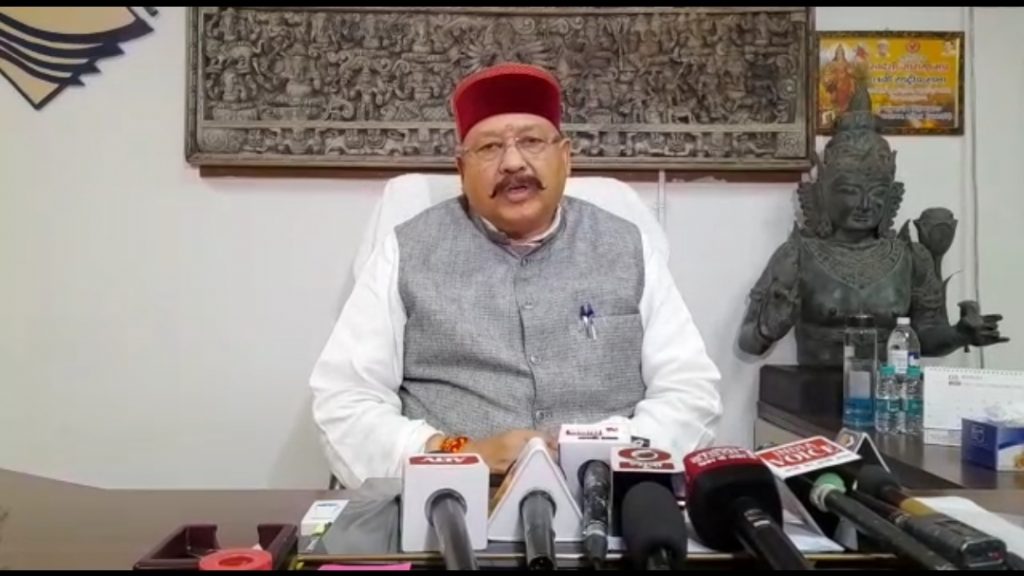 सदन में कैबिनेट मंत्री सतपाल महाराज ने बेबाकी से दिये विपक्ष के सवालों के जवाब