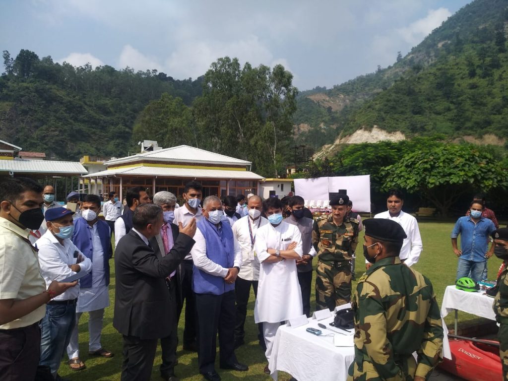 ड्रोन हब बनेगा उत्तराखंड, केद्रीय मंत्री ज्योतिरादित्य सिंधिया व जनरल वीके सिंह ने किया ड्रोन इंडस्ट्रीज मीट का उद्घाटन, कहा युवाओं के लिए रोेजगार का बेहत्तर विकल्प